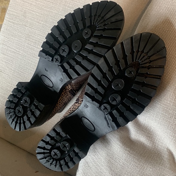 EUC Chunky Leather bootie BROWN & LEOPARD US 8 EU 39 - Picture 9 of 14